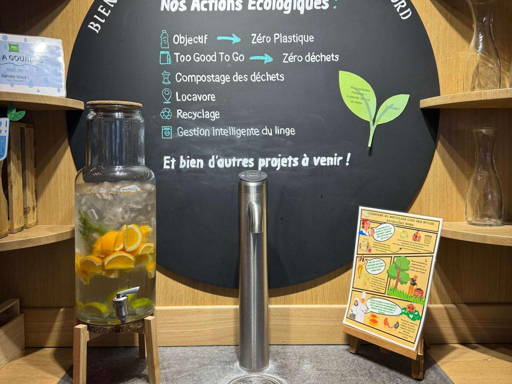 Ibis Styles Angouleme Nord - Hotel Restaurant Champniers  Экстерьер фото